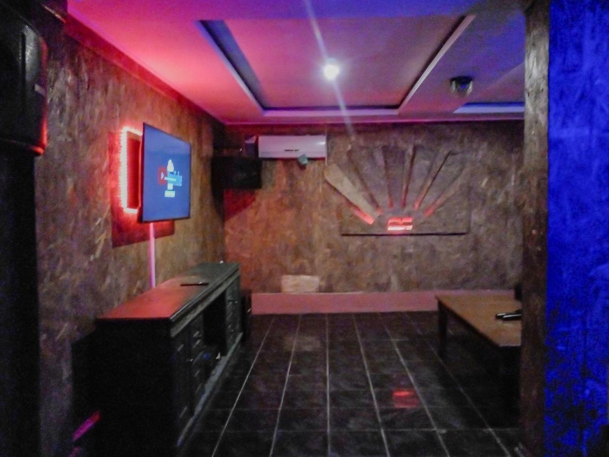 Urbanview Hotel Rio Life House Cianjur By Reddoorz エクステリア 写真